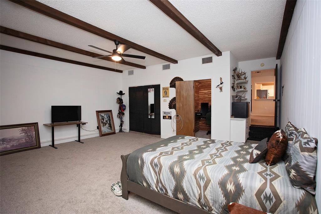1665 Highway 380 Graham, TX 76450 - Photo 17 of 33