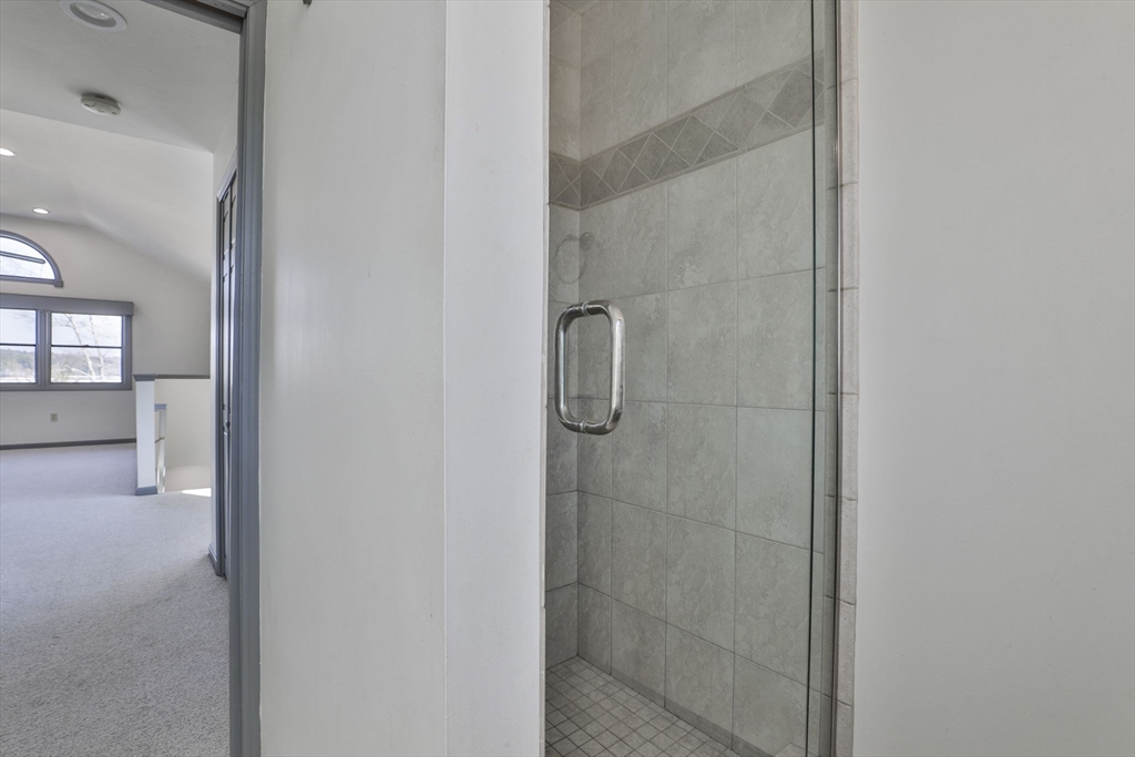 105 Conleys Grove Road Derry, NH 03038 - Photo 26 of 31 Gallery Image 26