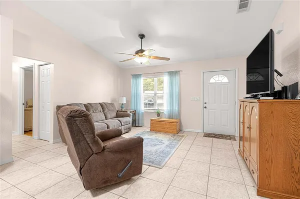 $305,000 | 645 Southeast 56th Avenue, Ocala, FL 34480