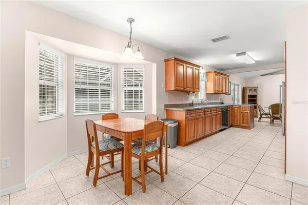 $305,000 | 645 Southeast 56th Avenue, Ocala, FL 34480