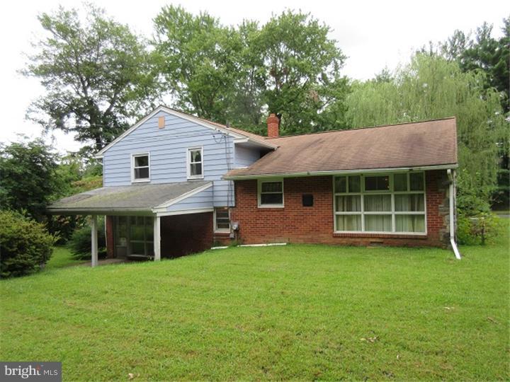 1228 Meinel Road Huntingdon Valley, PA 19006 - Photo 2 of 24 Exterior Back