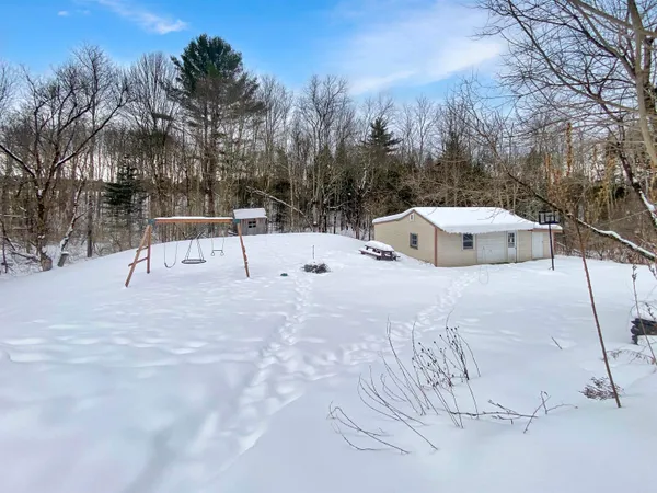 $194,000 | 578 Centerville Road, Hyde Park, VT 05655