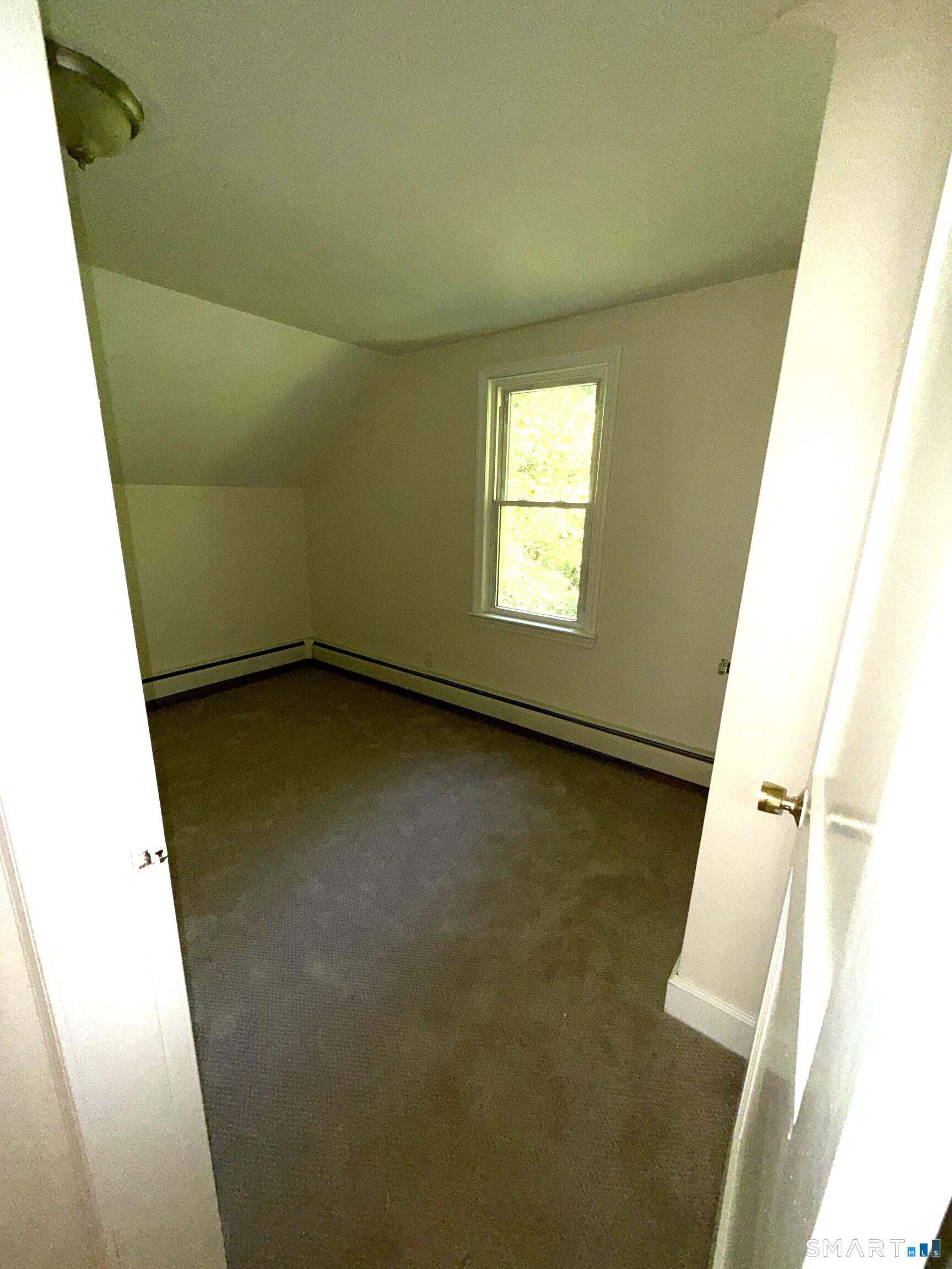 555 Whittemore Road Middlebury, CT 06762 - Photo 8 of 12