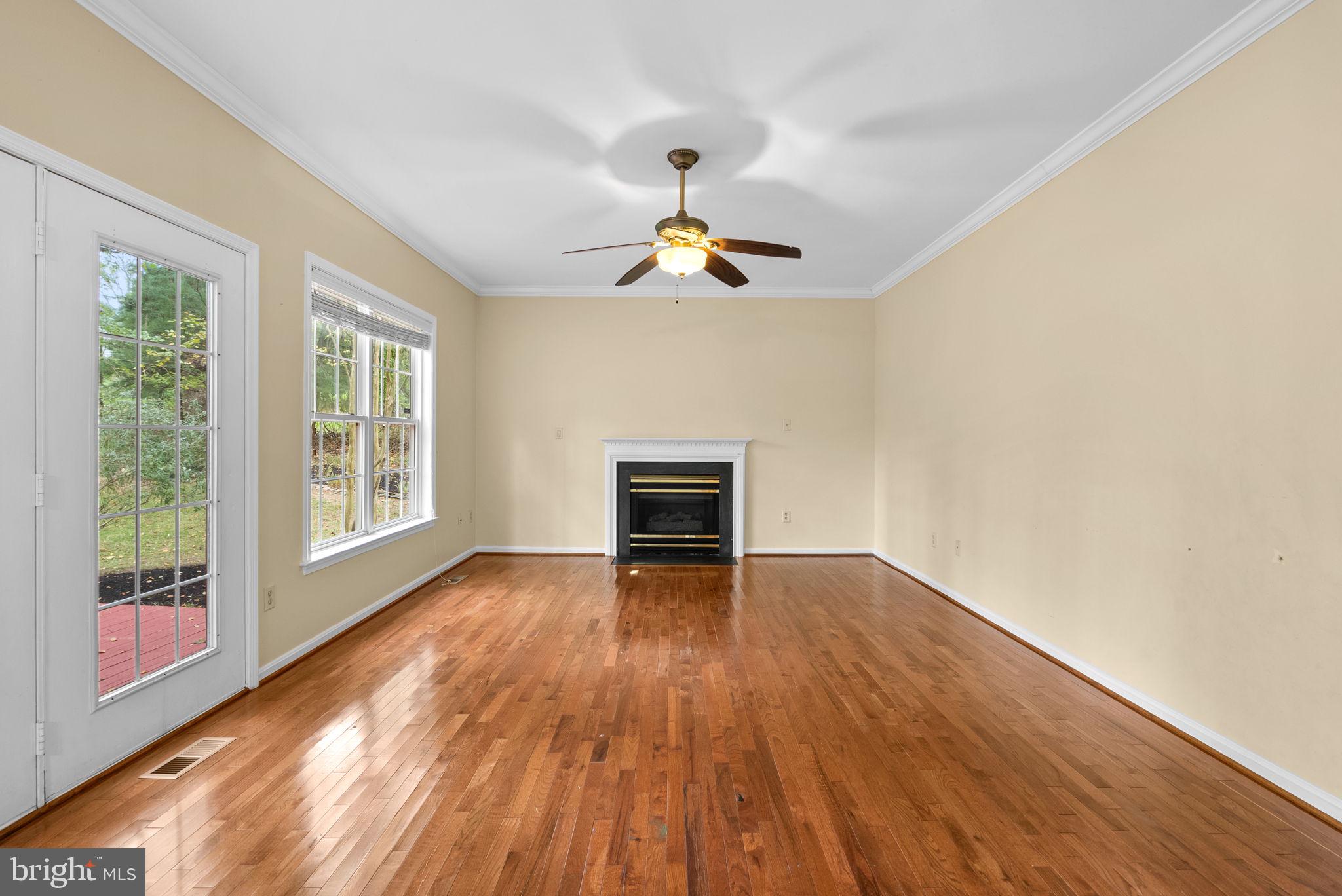 9712 Old Annapolis Road Ellicott City, MD 21042 - Photo 23 of 60 Family Room