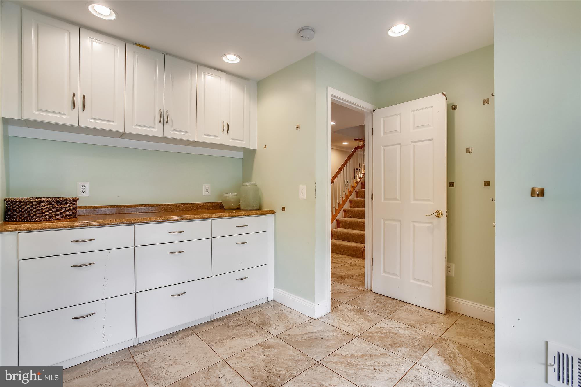 502 Walker Road Great Falls, VA 22066 - Photo 39 of 92 Gallery Image 39