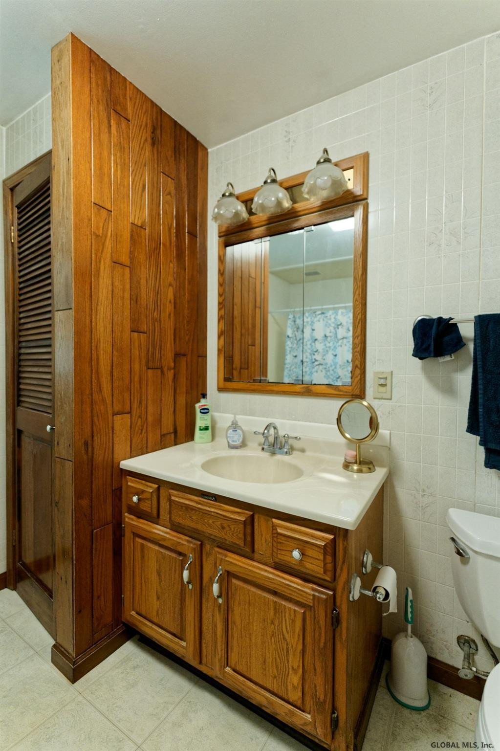 44 South Westcott Road Rotterdam, NY 12306 - Photo 17 of 32 Photo 17