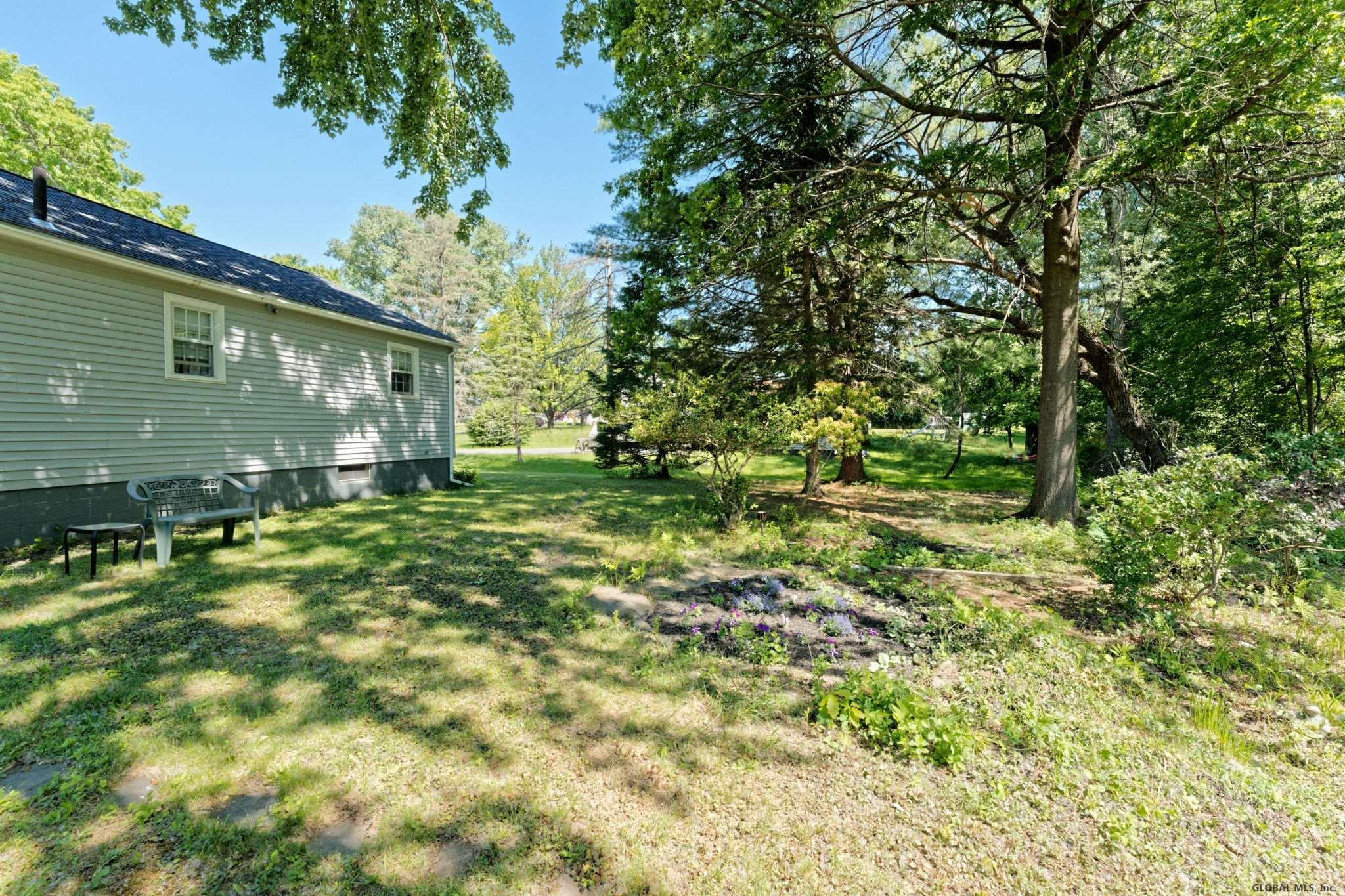 44 South Westcott Road Rotterdam, NY 12306 - Photo 31 of 32 Photo 31