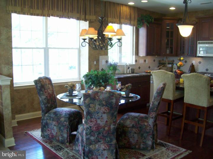 201 Hulnick Road Coatesville, PA 19320 - Photo 6 of 16 Kitchen