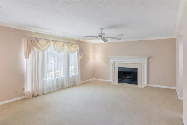 $389,900 | 6626 Gentle Bend Drive, Houston, TX 77069