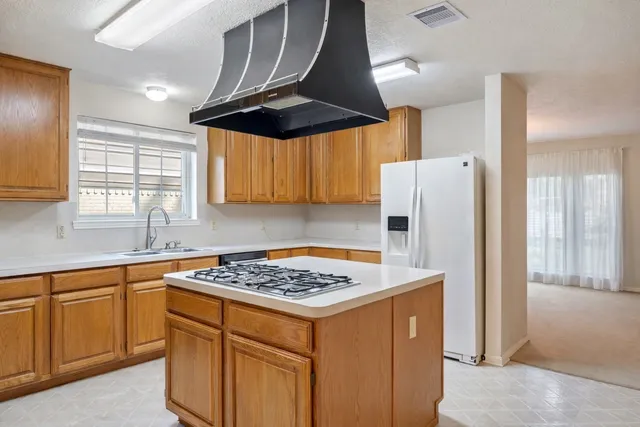 $389,900 | 6626 Gentle Bend Drive, Houston, TX 77069