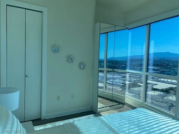 $4,450 | 4575 Dean Martin Drive, Unit 2208, Las Vegas, NV 89103