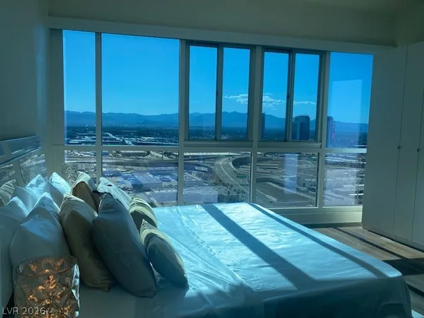 $4,450 | 4575 Dean Martin Drive, Unit 2208, Las Vegas, NV 89103