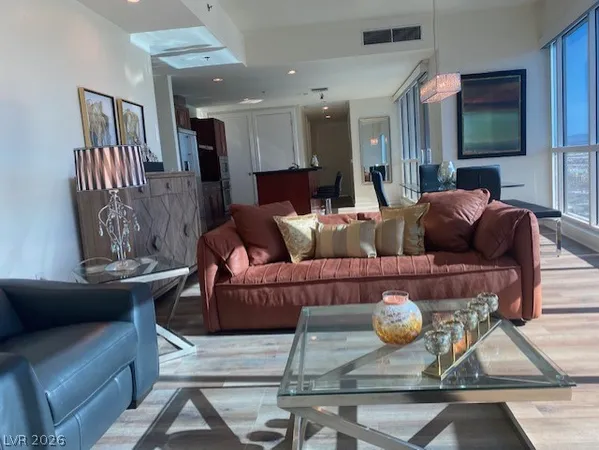 $4,450 | 4575 Dean Martin Drive, Unit 2208, Las Vegas, NV 89103