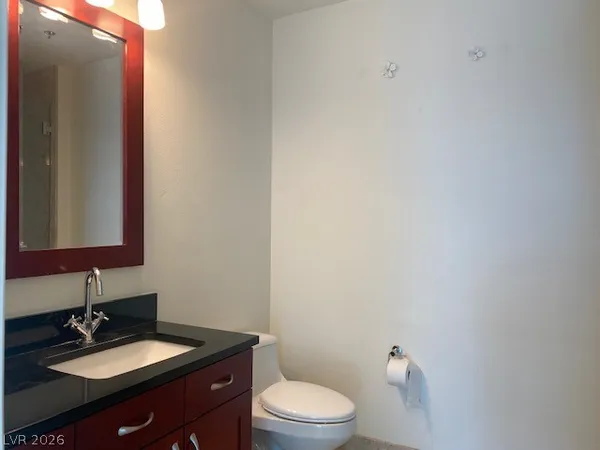 $4,450 | 4575 Dean Martin Drive, Unit 2208, Las Vegas, NV 89103
