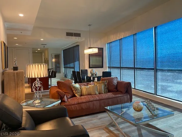 $4,450 | 4575 Dean Martin Drive, Unit 2208, Las Vegas, NV 89103