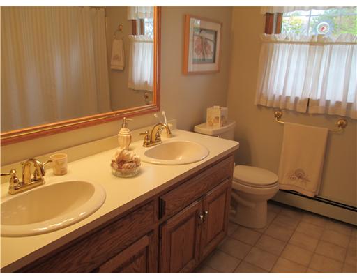 46 Greenfield Road Cumberland, RI 02864 - Photo 8 of 12 Bathroom.