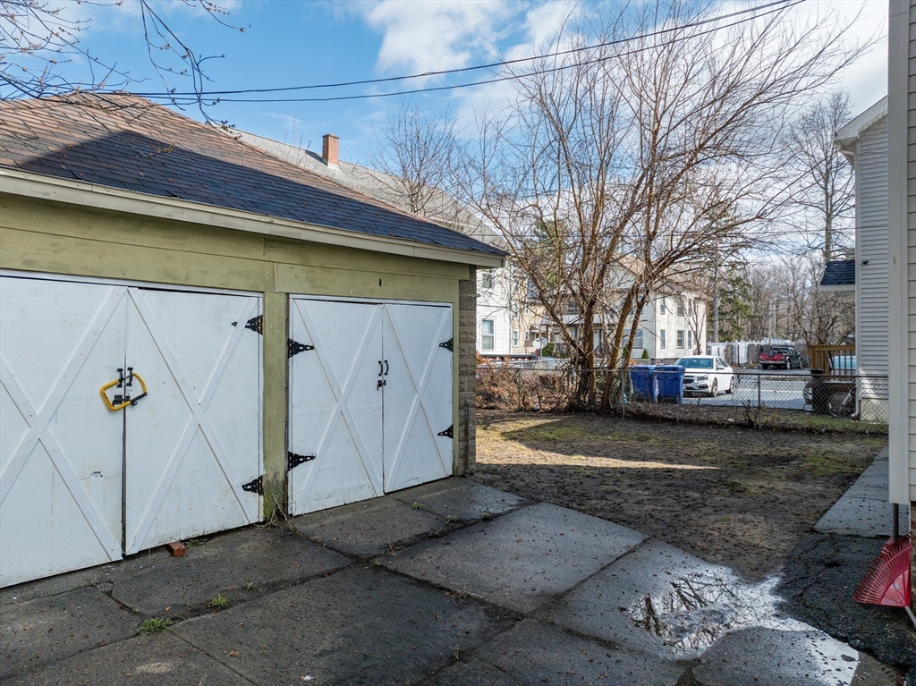 342 Wilbraham Road Springfield, MA 01109 - Photo 33 of 38 Gallery Image 33