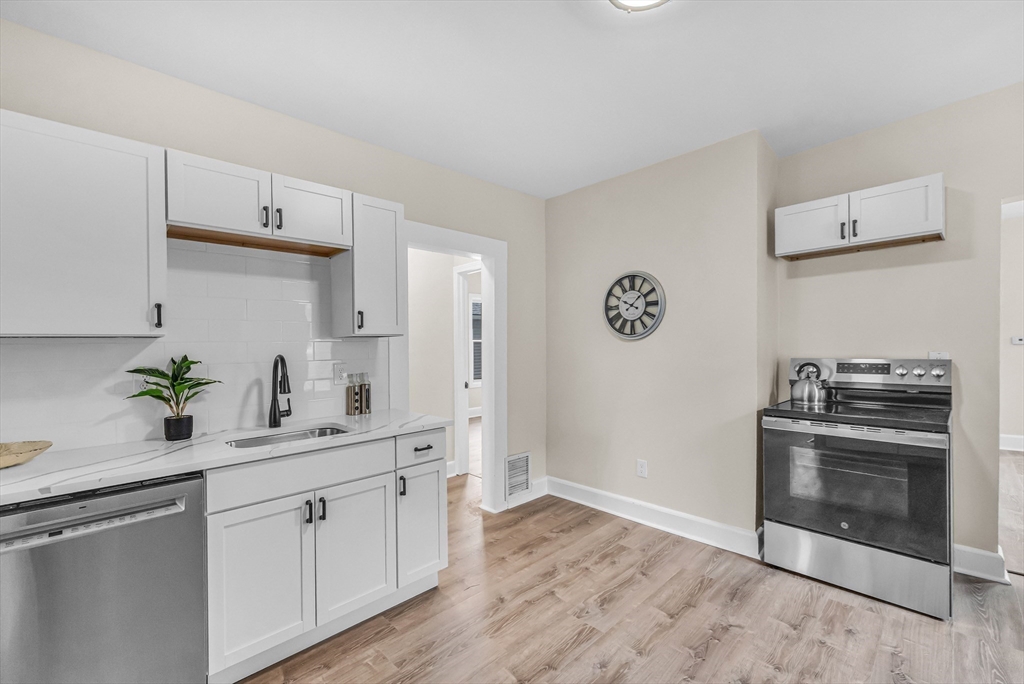 342 Wilbraham Road Springfield, MA 01109 - Photo 9 of 38 Gallery Image 9