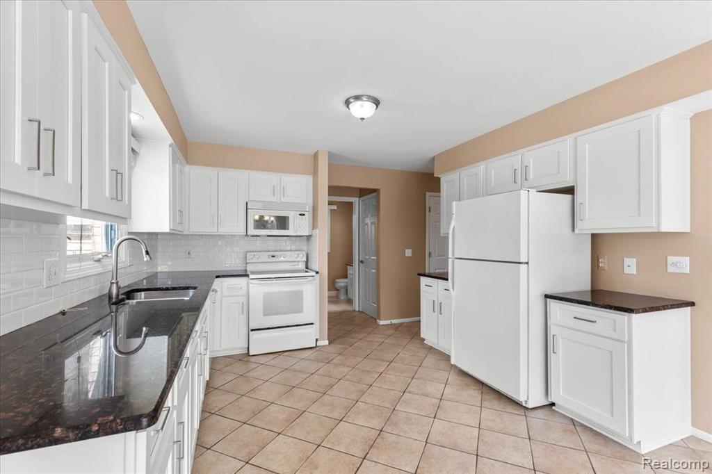 12856 Excalibur Lane Romeo, MI 48065 - Photo 14 of 49 Gallery Image 14