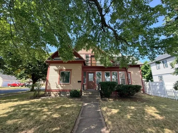 $244,900 | 640 South 4th Avenue, Wausau, WI 54401