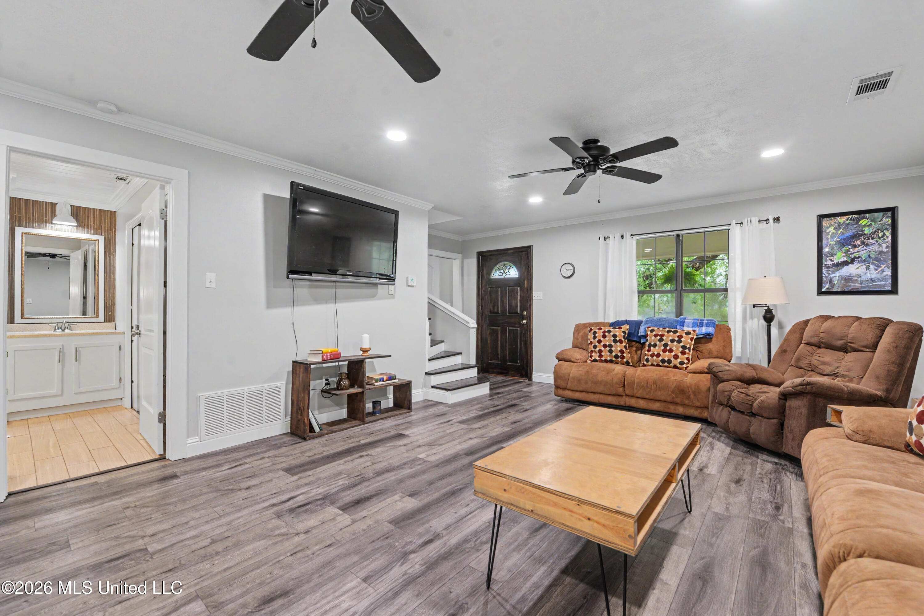 7321 Caraway Road Moss Point, MS 39562 - Photo 7 of 27 living area