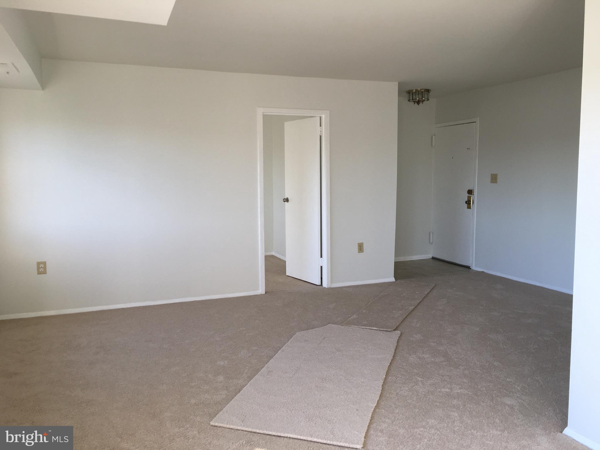 3802 Bel Pre Road, Unit 1327 Silver Spring, MD 20906 - Photo 4 of 26 Living room