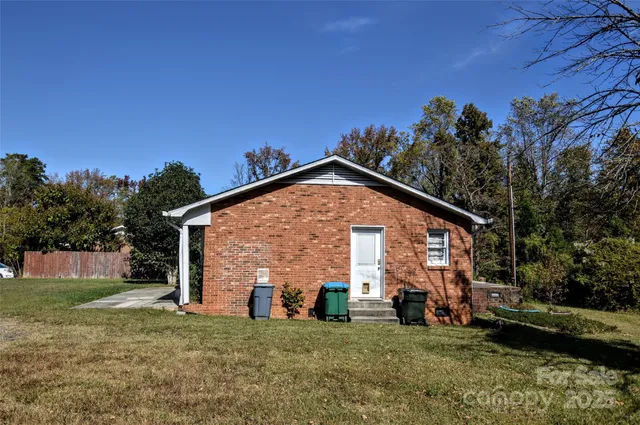 $268,000 | 2446 Sam Newell Road, Matthews, NC 28105