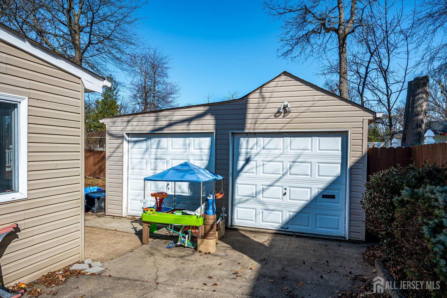 244 West Prescott Avenue Edison, NJ 08820 - Photo 38 of 42