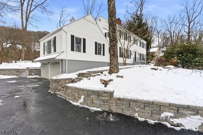 6 House Wren Road Hackettstown, NJ 07840 - Photo 3 of 39