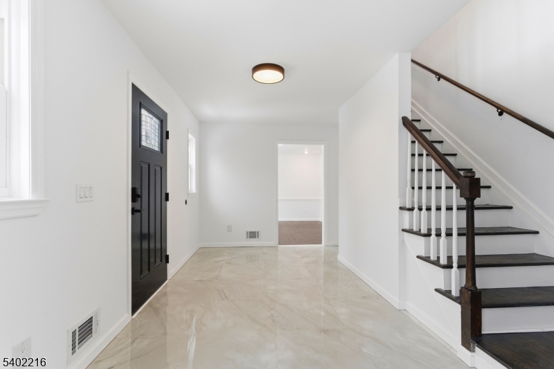 6 House Wren Road Hackettstown, NJ 07840 - Photo 4 of 39