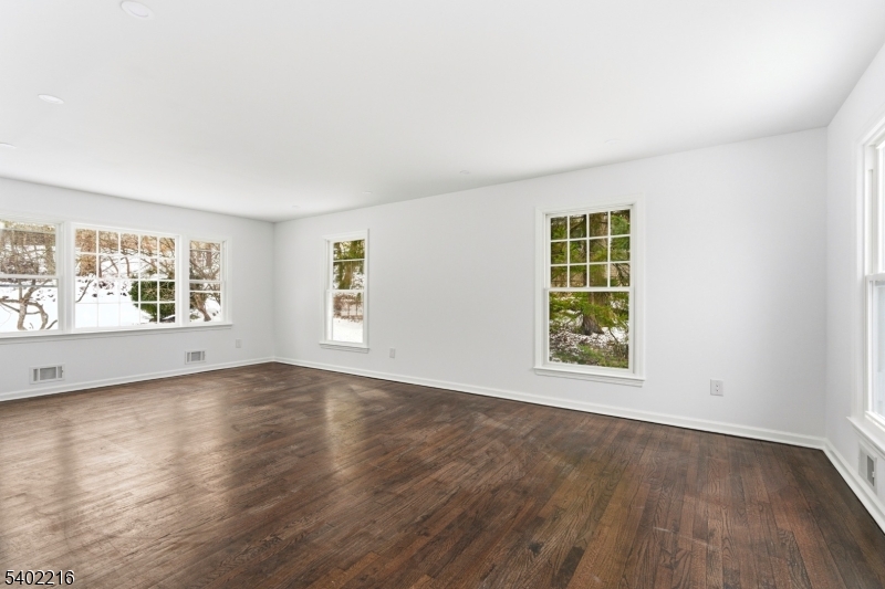 6 House Wren Road Hackettstown, NJ 07840 - Photo 8 of 39