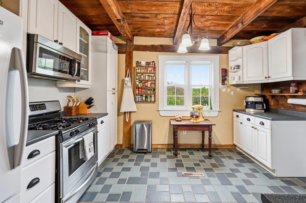 236 Tolend Road Barrington, NH 03825 - Photo 22 of 47 Gallery Image 22