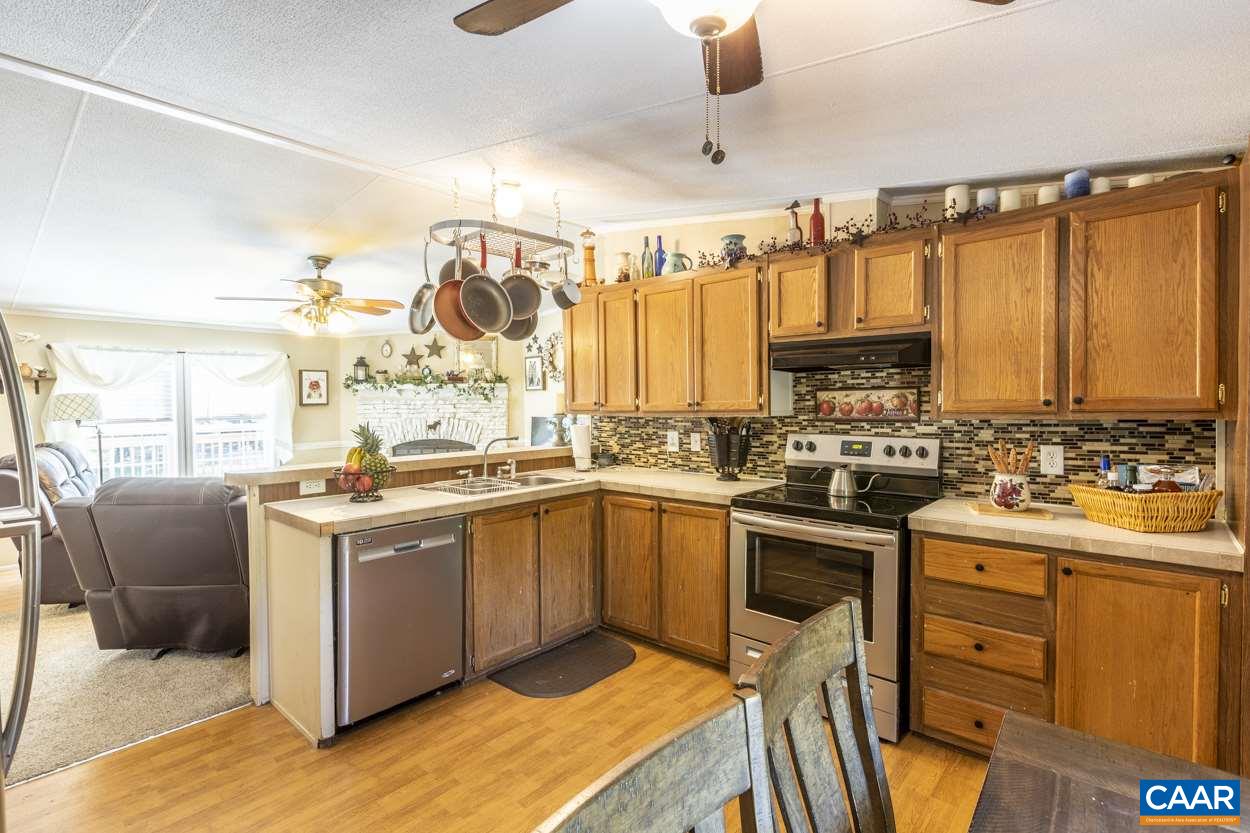 1623 South Constitution Route Dillwyn, VA 23936 - Photo 11 of 38 Gallery Image 11