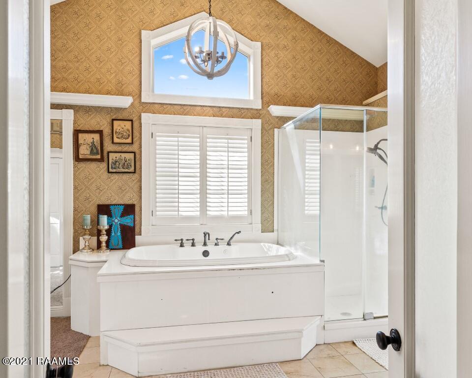 405 Whitcomb Road Lafayette, LA 70503 - Photo 21 of 35 405 Whitcomb-018