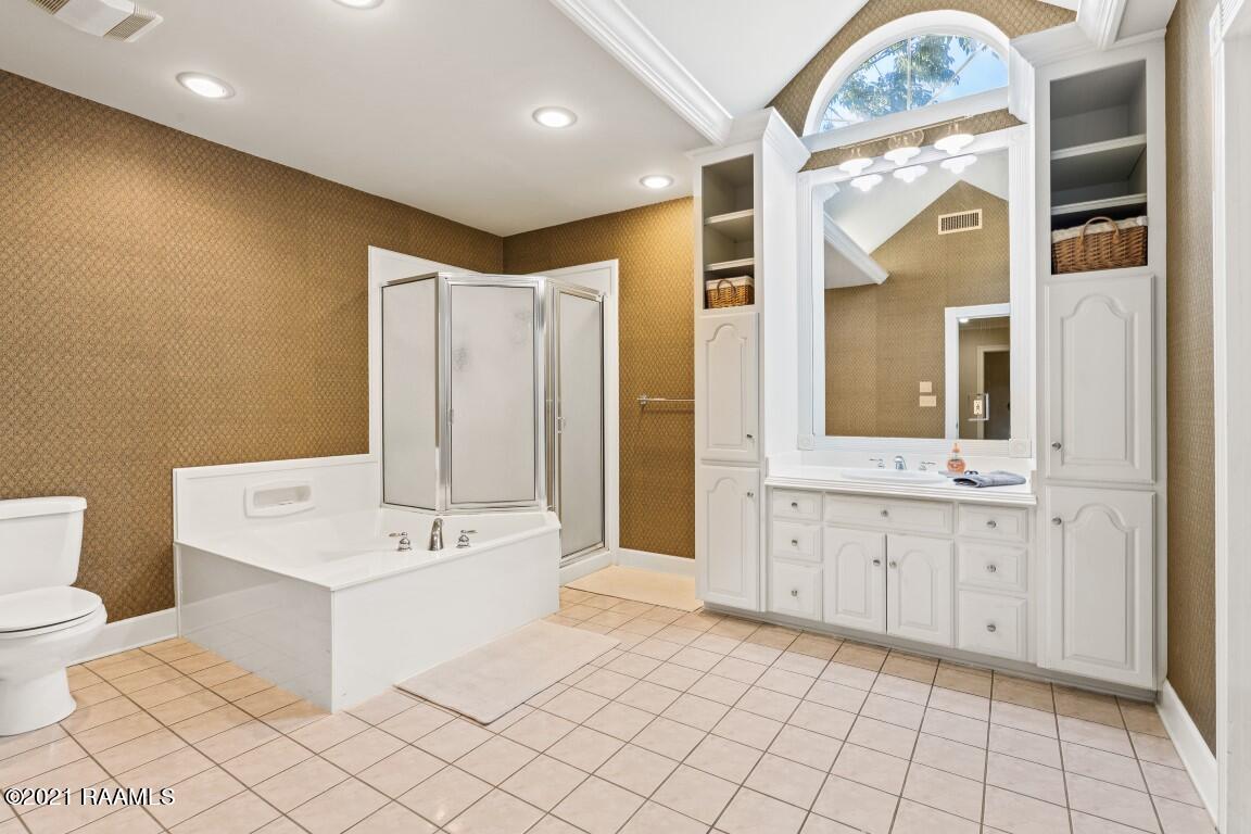 405 Whitcomb Road Lafayette, LA 70503 - Photo 25 of 35 405 Whitcomb-022