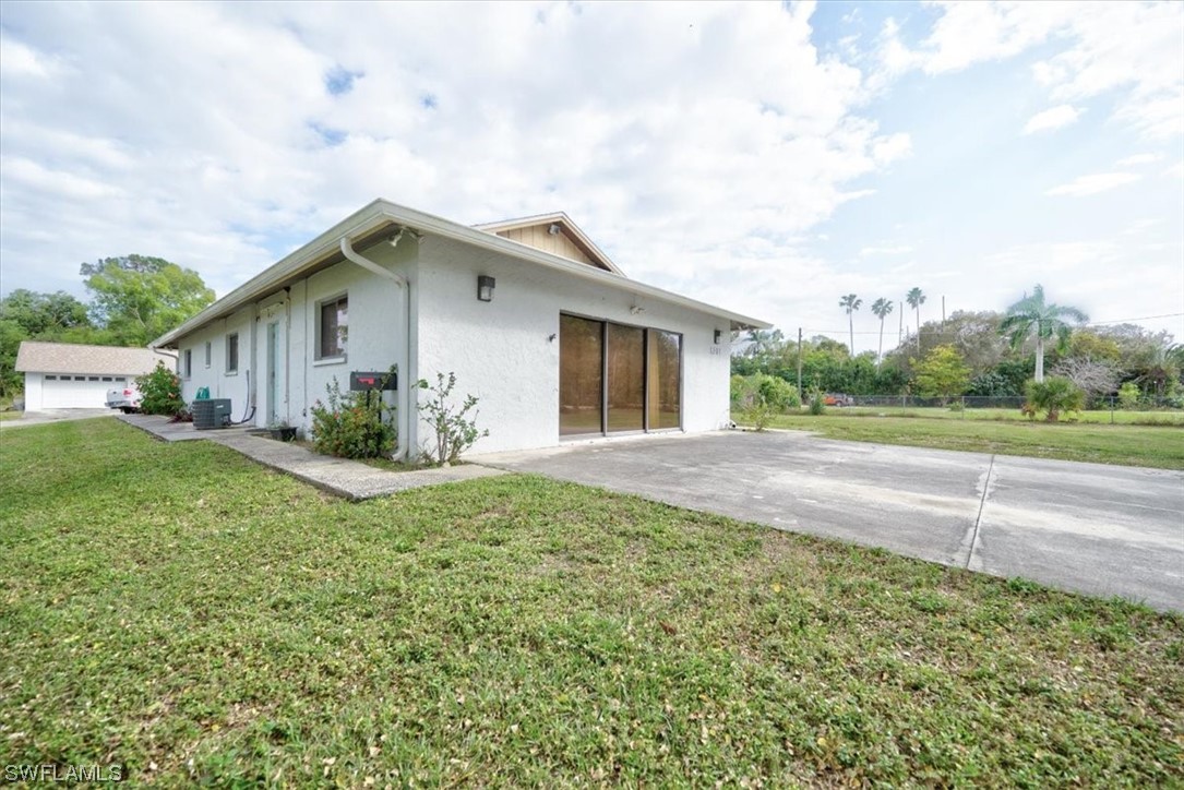 1201 St Clair Shores Road Naples, FL 34104 - Photo 4 of 43