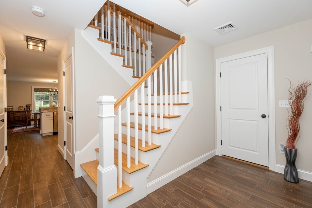 3 Cheevers Path, Unit 3 Bedford, MA 01730 - Photo 3 of 31 Gallery Image 3