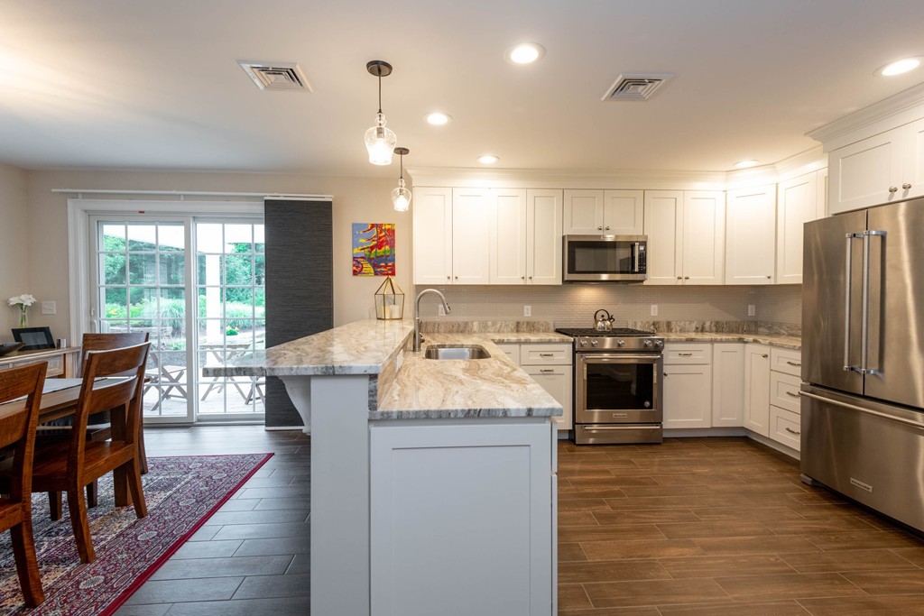 3 Cheevers Path, Unit 3 Bedford, MA 01730 - Photo 4 of 31 Gallery Image 4