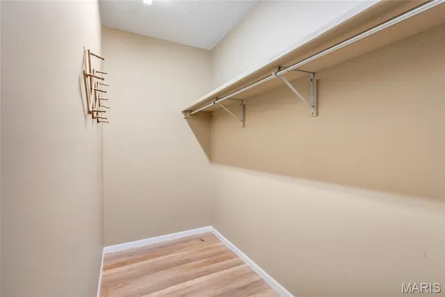 $269,900 | 2330 Seven Pines Drive, St. Louis, MO 63146