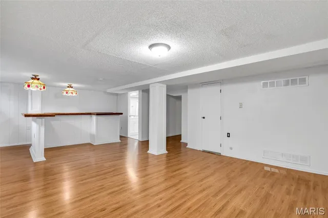 $269,900 | 2330 Seven Pines Drive, St. Louis, MO 63146