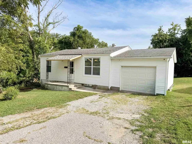 $68,500 | 314 Douglas Street, Anna, IL 62906