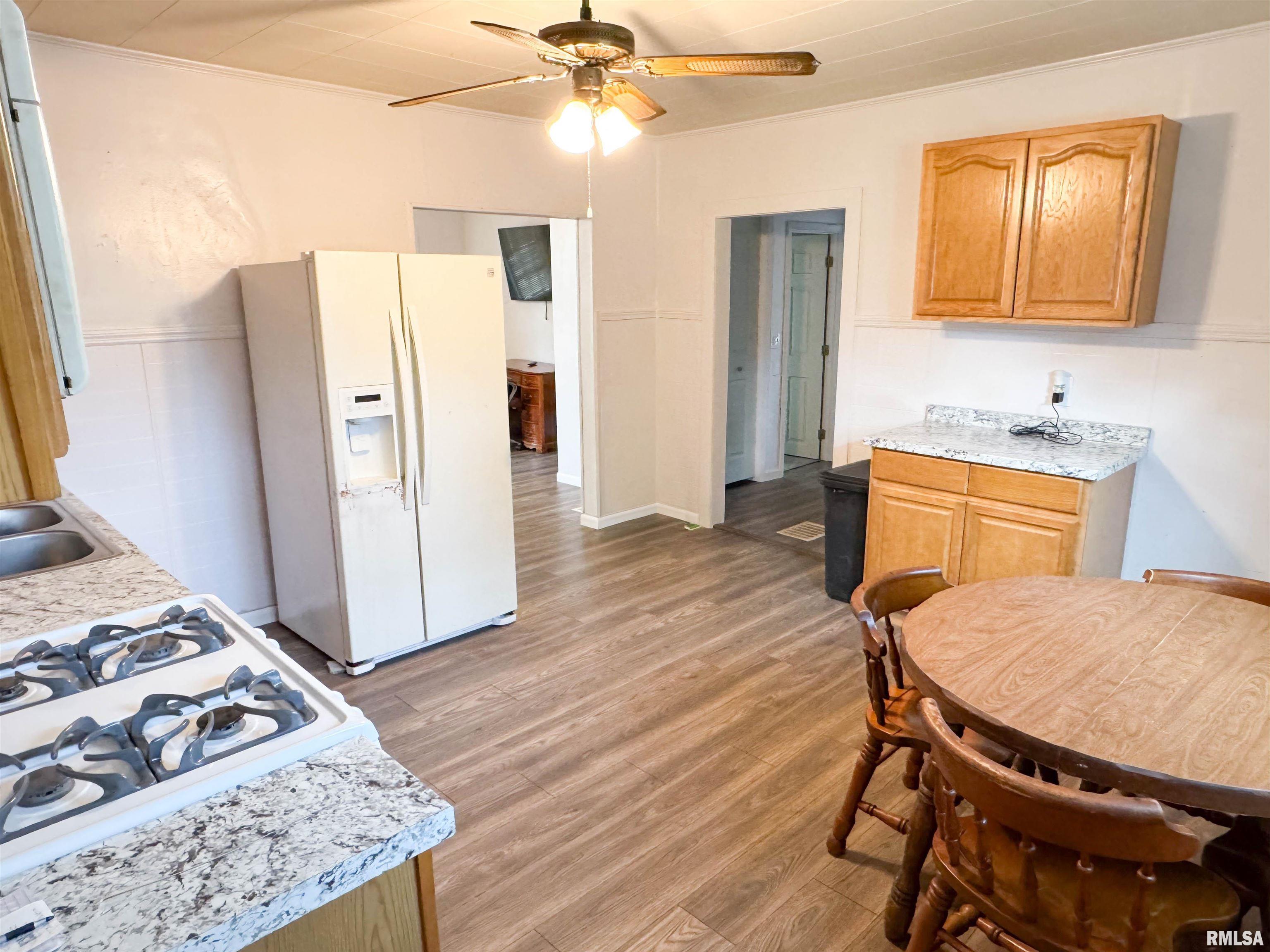 314 Douglas Street Anna, IL 62906 - Photo 9 of 24