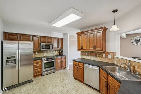 $349,000 | 16590 Greensboro Drive, Westfield, IN 46074