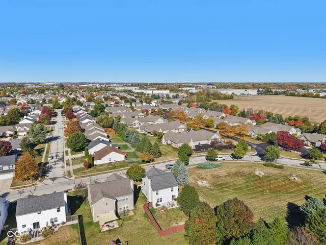 $369,000 | 16590 Greensboro Drive, Westfield, IN 46074