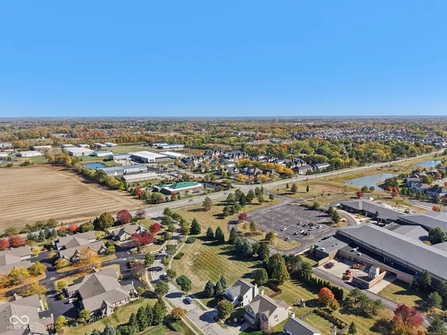 $369,000 | 16590 Greensboro Drive, Westfield, IN 46074