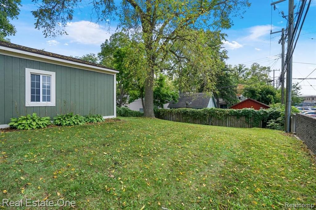 122 Terry Avenue Rochester, MI 48307 - Photo 29 of 31