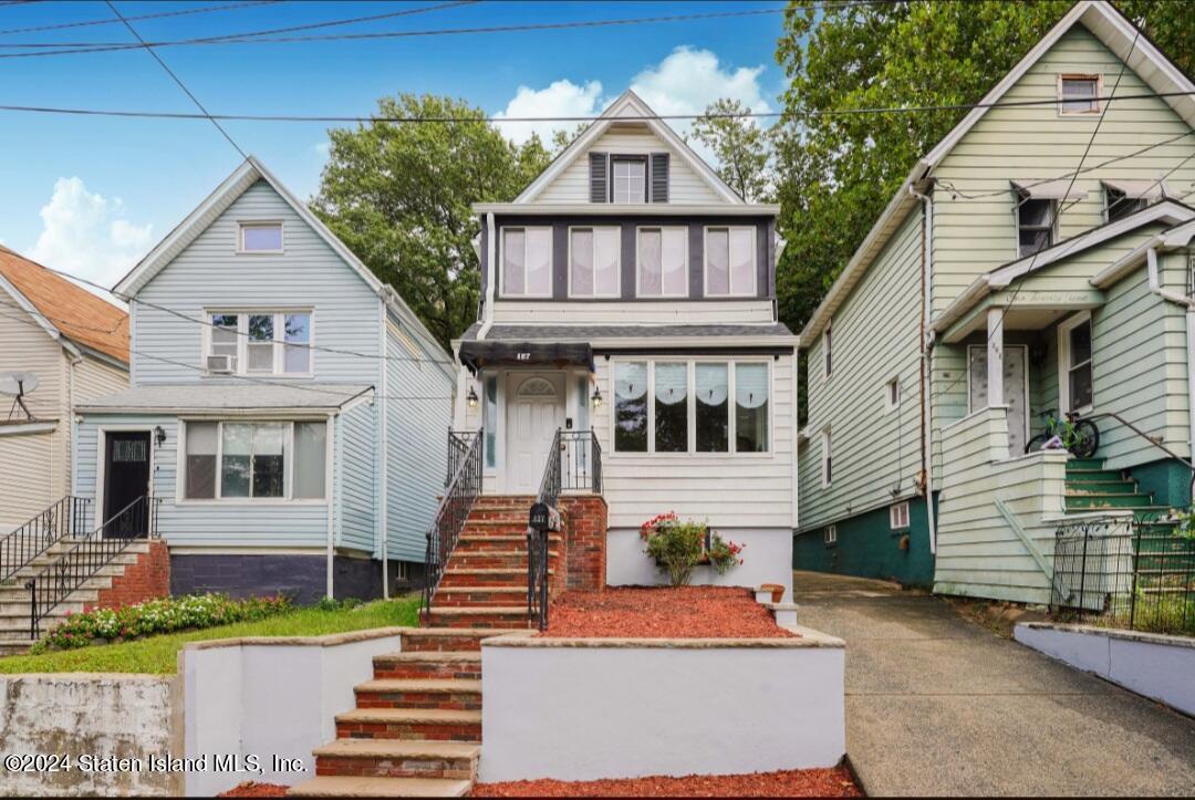127 Roe Street Staten Island, NY 10310 - Photo 1 of 23 mmexport1727974579978