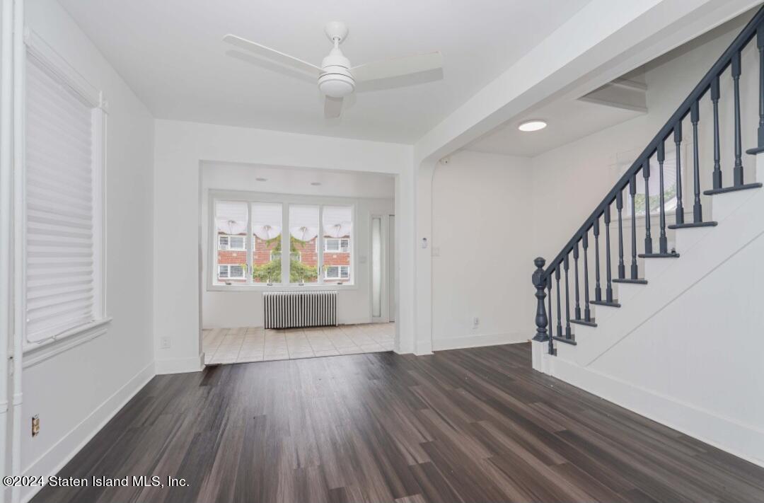 127 Roe Street Staten Island, NY 10310 - Photo 11 of 23 mmexport1727974670547