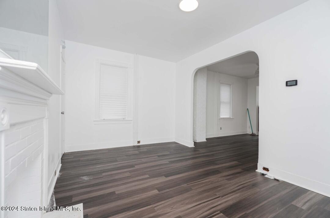 127 Roe Street Staten Island, NY 10310 - Photo 15 of 23 mmexport1727974662026
