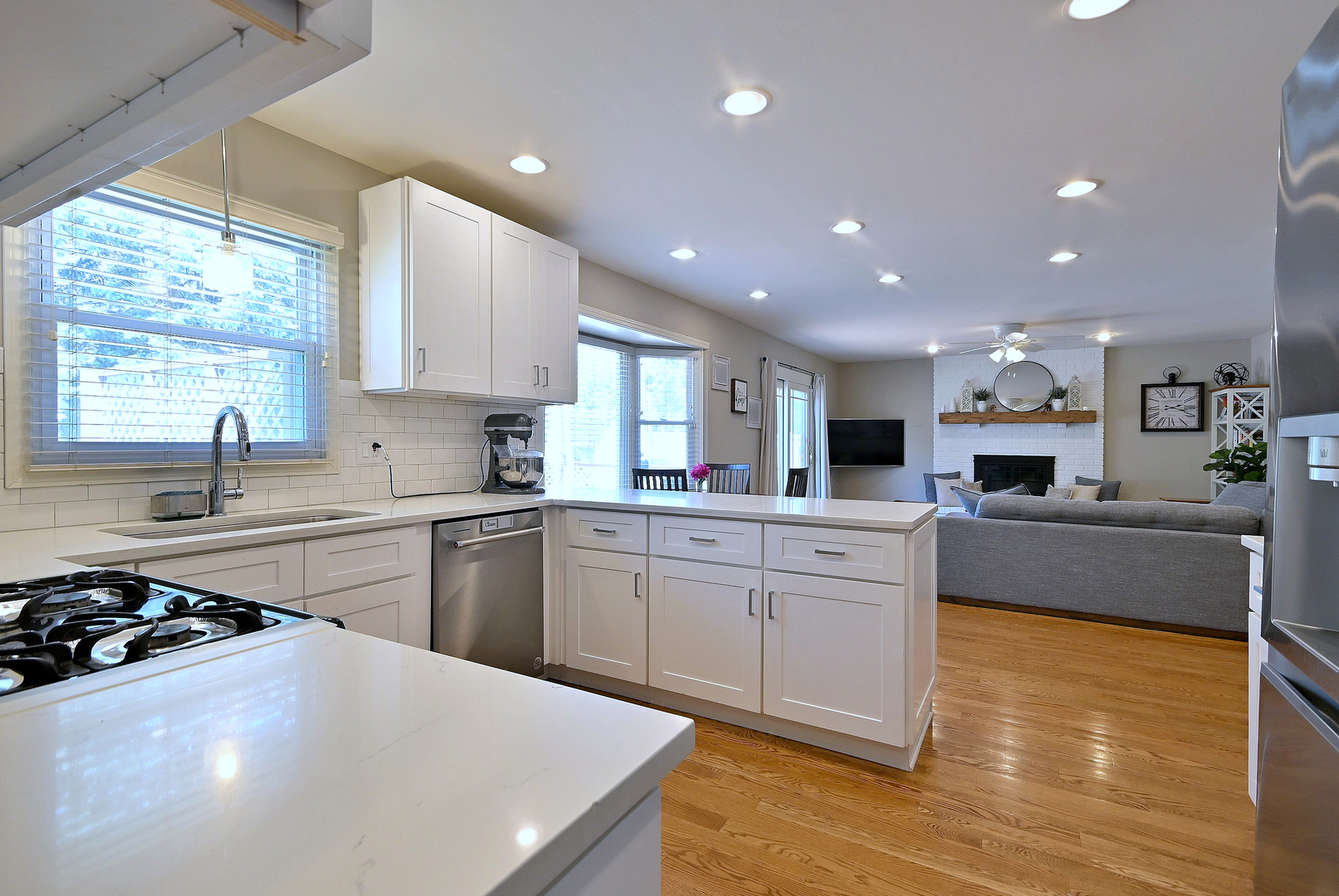 1350 Barnwall Drive Addison, IL 60101 - Photo 21 of 56